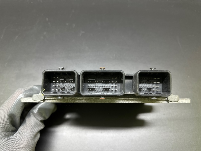 Блок управления двигателем NV200 USA 13-