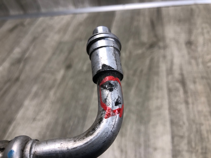 Трубка кондиционера CHEROKEE 14- 2016 2.4 ED8 Трубка кондиционера CHEROKEE 14- 2016 2.4 ED8