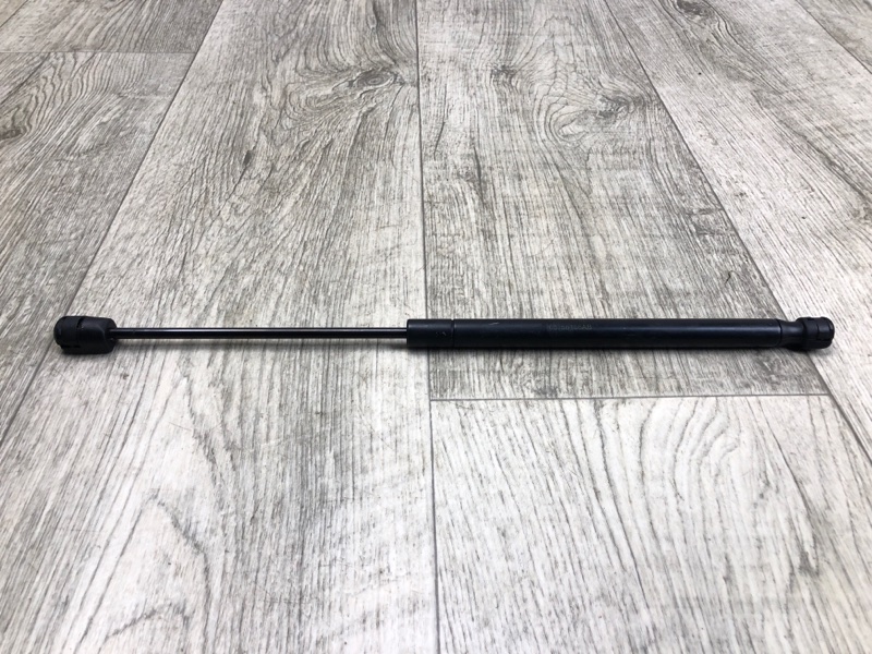 Амортизатор капота JEEP CHEROKEE 14- 2016 2.4 ED8 68156 156AB Б/У