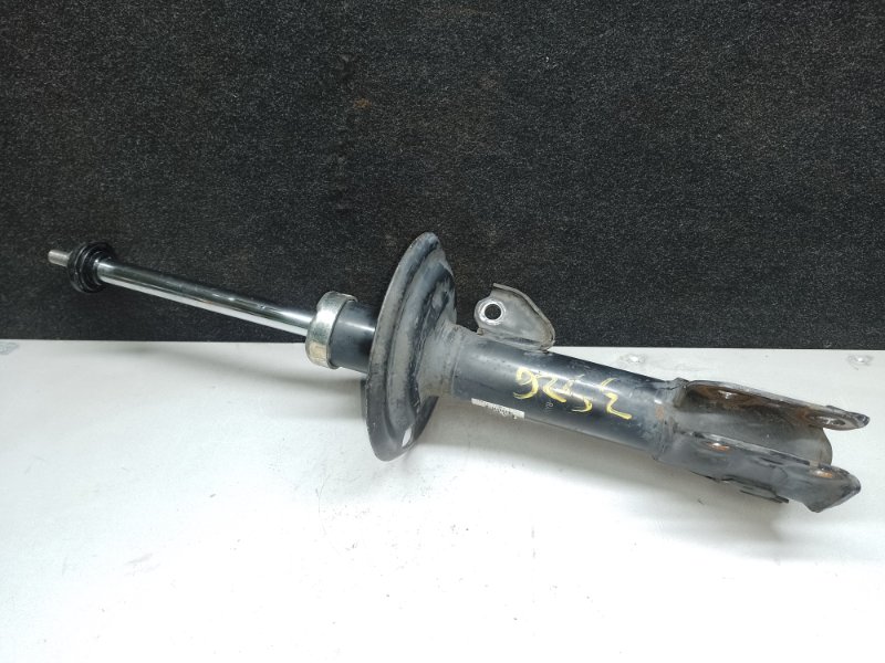 Запчасть амортизатор передний правый TOYOTA PRIUS C/AQUA 11-14 2013 NHP10L 1NZ-FXE 1.5L 48510-52J30 Б/У Амортизатор передний правый TOYOTA PRIUS C/AQUA 11-14 2013 NHP10L 1NZ-FXE 1.5L 48510-52J30 Б/У