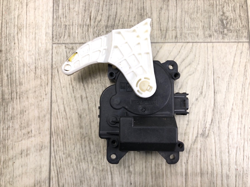 Моторчик заслонки печки RAV4 13-19 2016 2.5 2ARFE