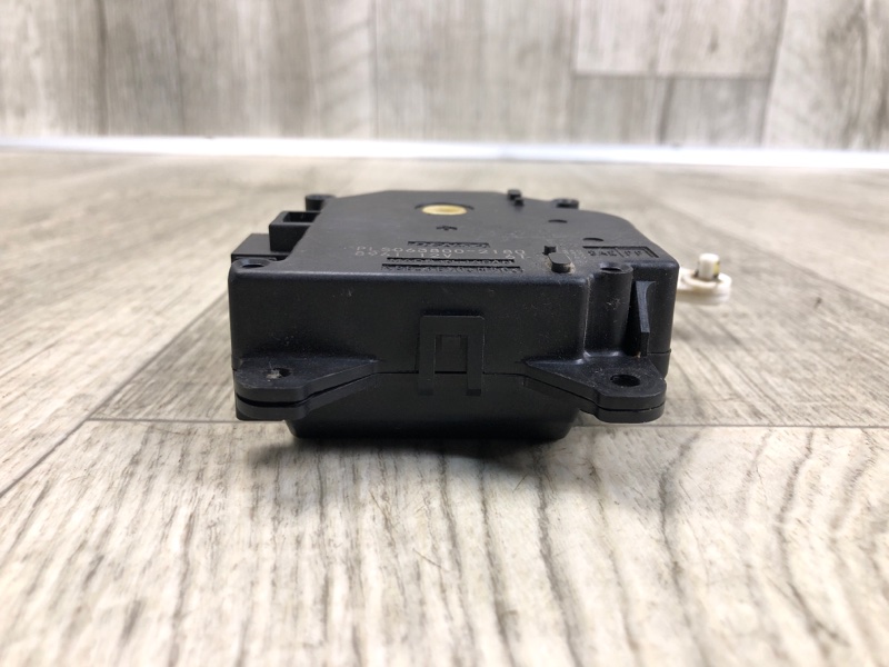 Моторчик заслонки печки RAV4 13-19 2016 2.5 2ARFE