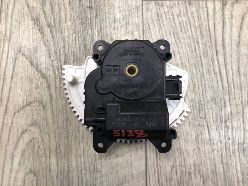 Моторчик заслонки печки TOYOTA RAV4 13-19 2016 2.5 2ARFE 8710642190 Б/У
