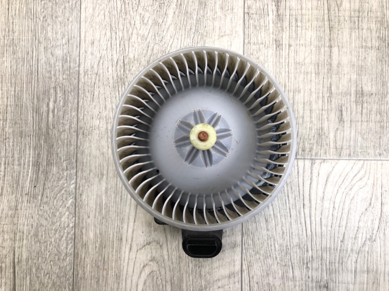 Моторчик печки RAV4 13-19 2016 2.5 2ARFE