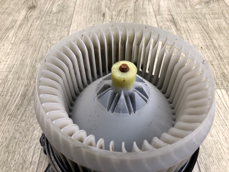 Моторчик печки RAV4 13-19 2016 2.5 2ARFE