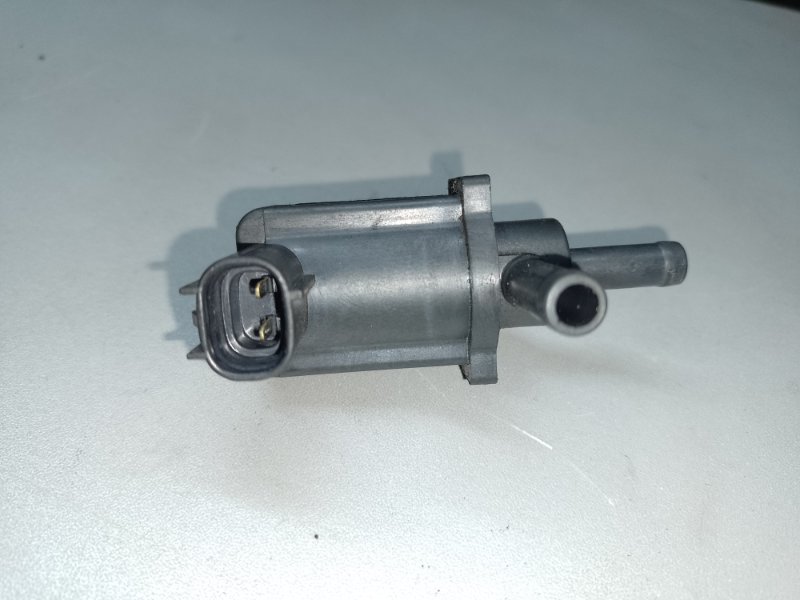 Клапан электромагнитный (вакуумный) ES300 ES330 01-06 2005 3.3 3MZFE