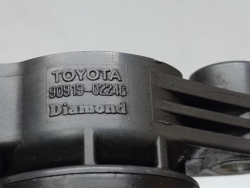 Катушка зажигания LEXUS ES300 ES330 01-06 3.3 3MZFE