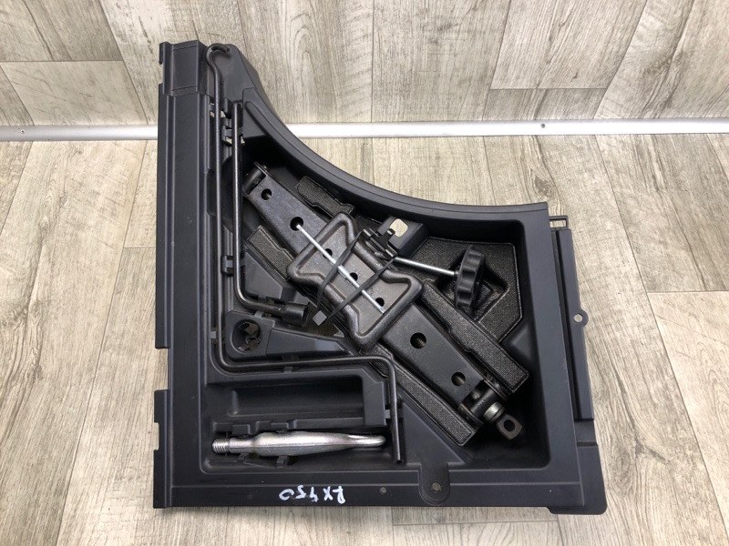 Набор инструментов LEXUS RX350/450 09-15 2011 2GR-FXE 3.5L 6499148040 Б/У