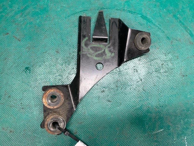 Кронштейн INFINITI M25/M37/M56/Q70/M35H 10-16 2010 Седан 3.7 VQ37VHR 49190-1MA0A Б/У