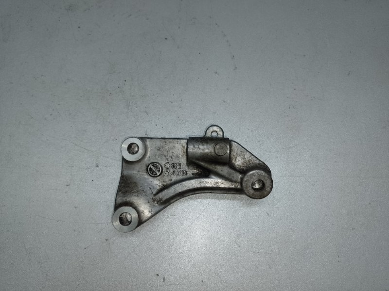 Кронштейн генератора MITSUBISHI OUTLANDER XL 05-13 2006 3.0 6B31 1801A038 Б/У