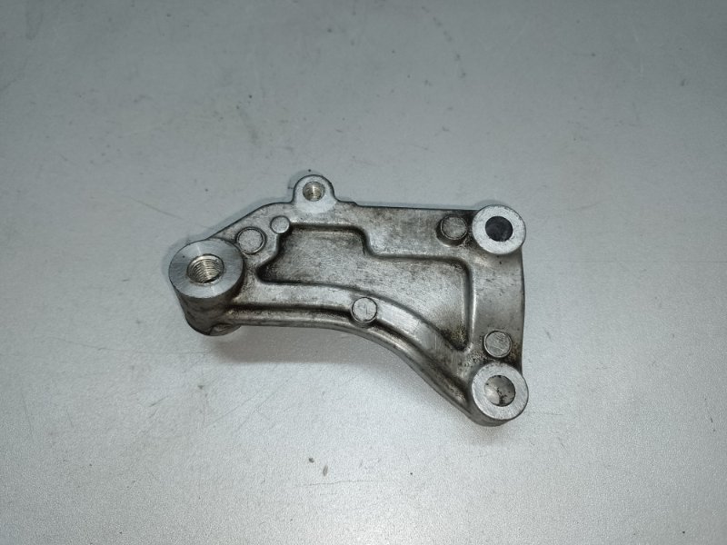 Кронштейн генератора OUTLANDER XL 05-13 2006 3.0 6B31