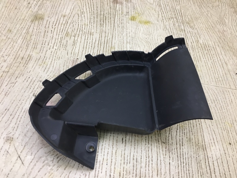 Заглушка бампера передняя правая PORSCHE CAYENNE 10-18 2011 4.8L 958 505 334 00 Б/У