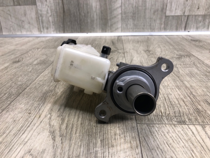 Главный тормозной цилиндр ELANTRA AD 16- 2019 2.0 G4NH