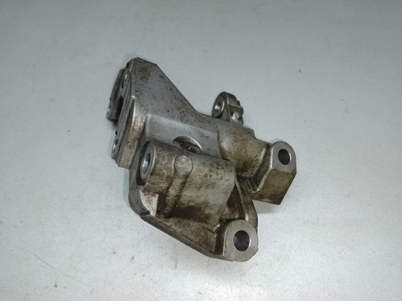 Кронштейн насоса ГУР OUTLANDER XL 05-13 2006 3.0 6B31