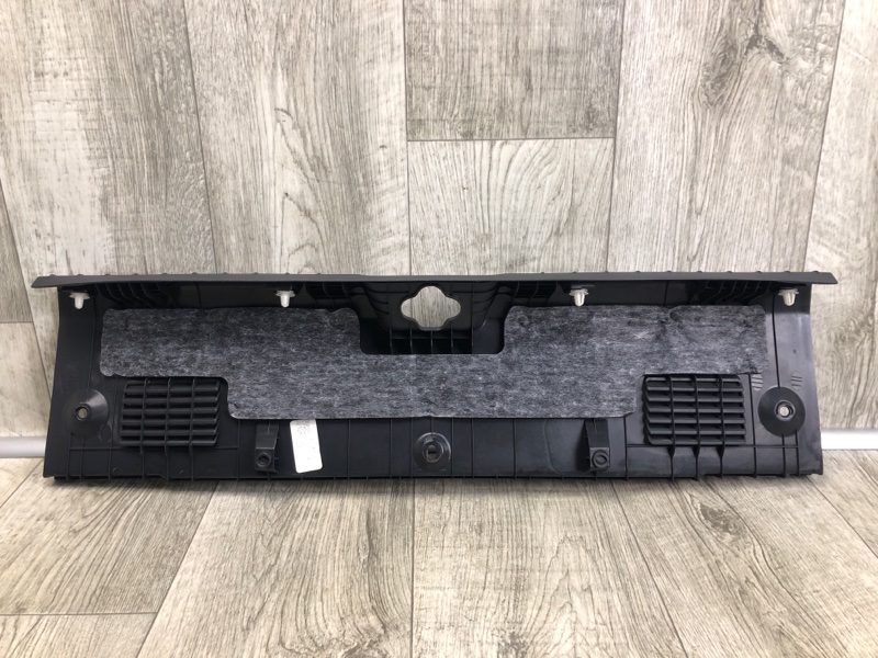 Накладка панели багажника внутренняя ELANTRA AD 16-