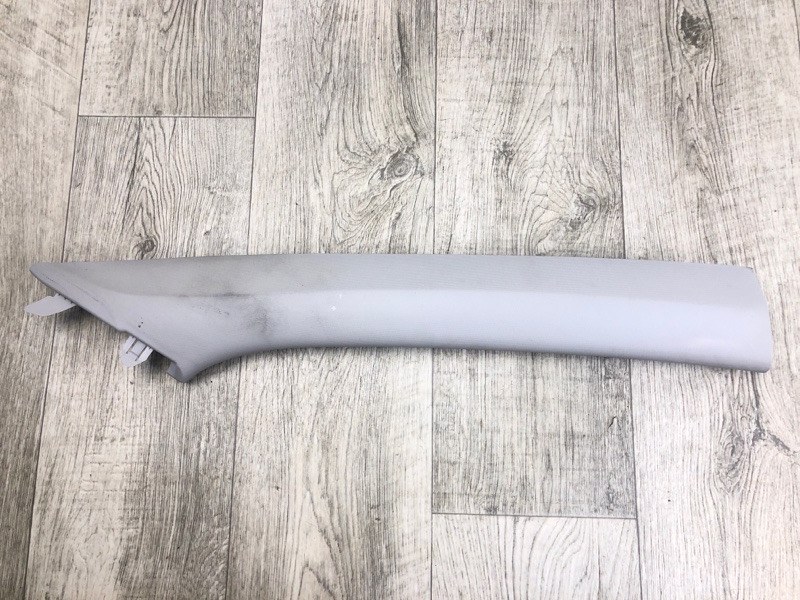 Накладка на стойку кузова передняя правая KIA FORTE BD 18-21 2019 2.0 85820-M7000BGA Б/У