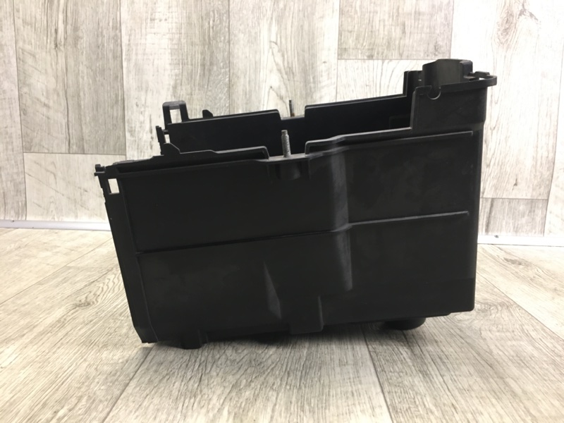 Полка аккумулятора MAZDA 3 BL 09-13