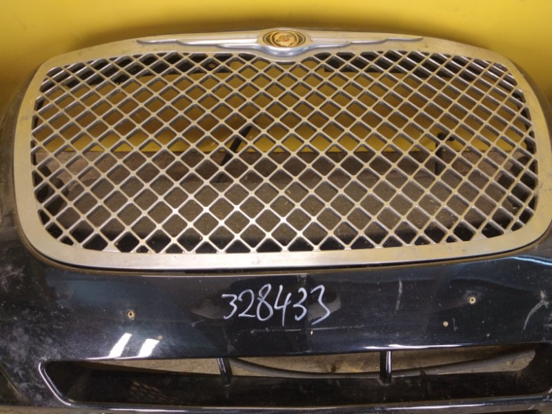 Бампер передний 300 04-10