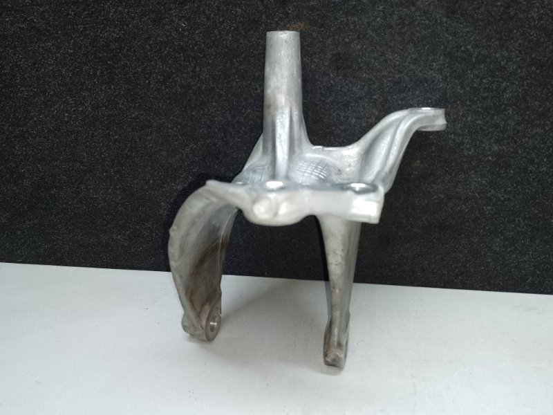 Кронштейн опоры двигателя задний ACURA TLX 14-17 2016 2.4 K24W7 50610-TZ4-A01 Б/У