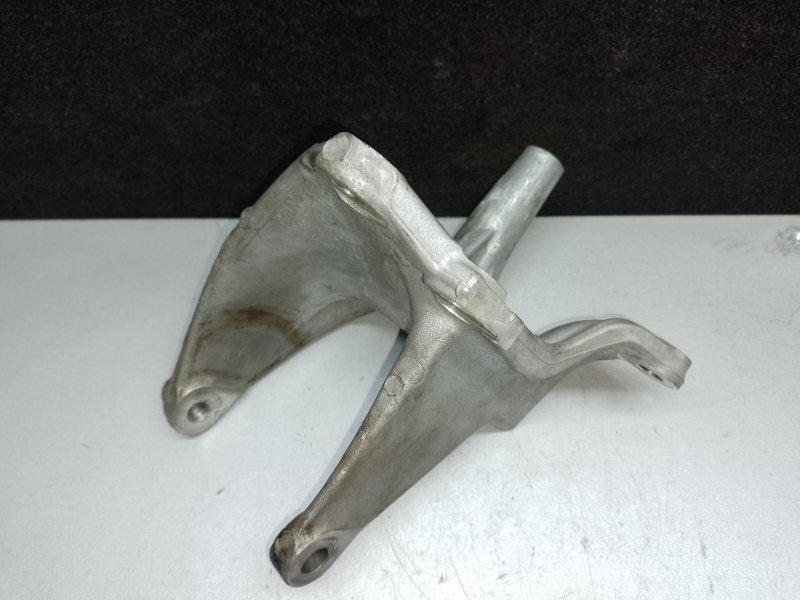 Кронштейн опоры двигателя задний TLX 14-17 2016 2.4 K24W7