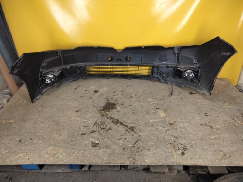 Бампер передний COROLLA E16 13- Бампер передний COROLLA E16 13-