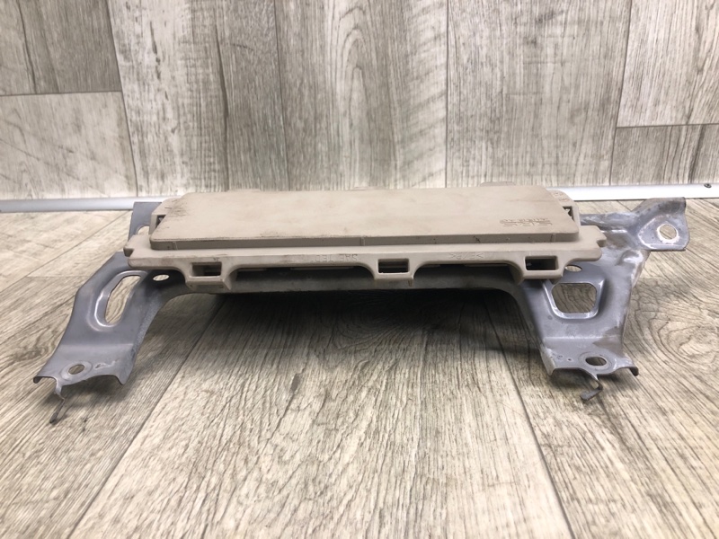 Подушка безопасности в колени левая MITSUBISHI LANCER X 10 07-15 2.0 4B11