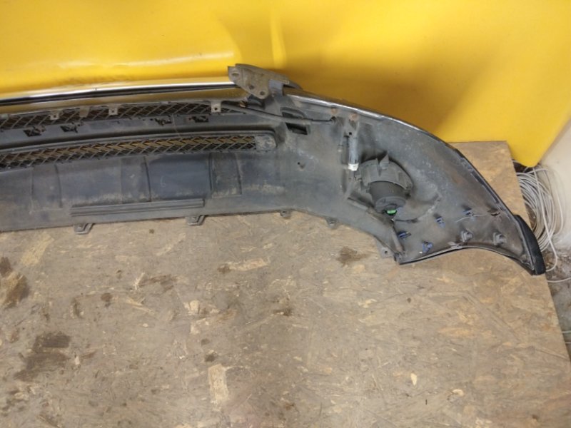 Бампер передний RAV4 05-12 Бампер передний RAV4 05-12