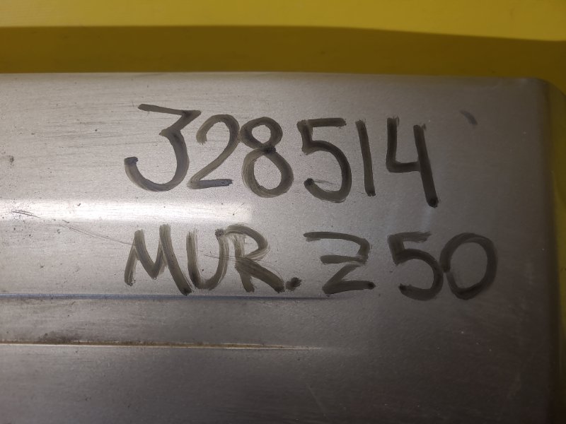 Крышка багажника MURANO Z50 02-07