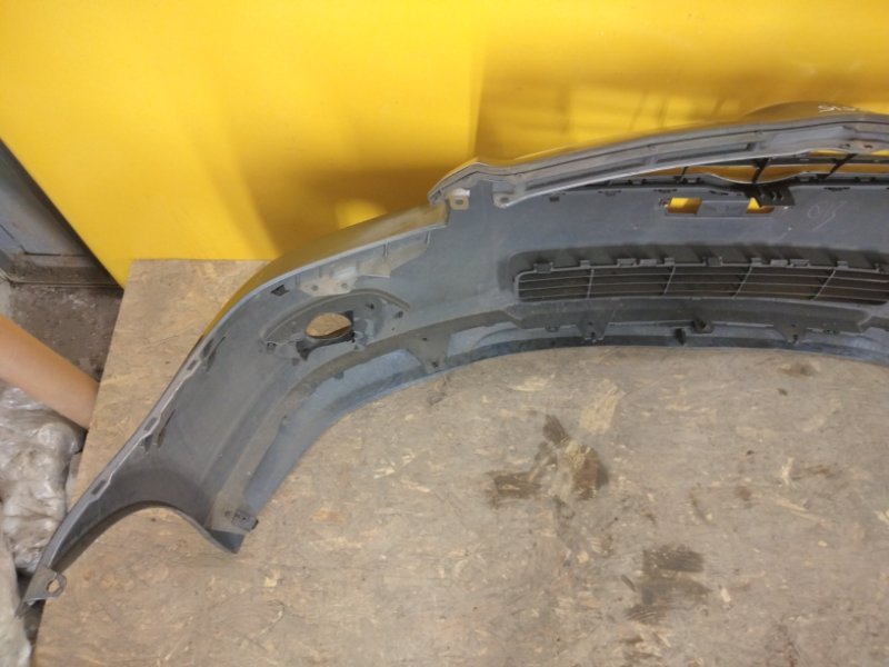 Бампер передний AVENSIS 03-08 Бампер передний AVENSIS 03-08