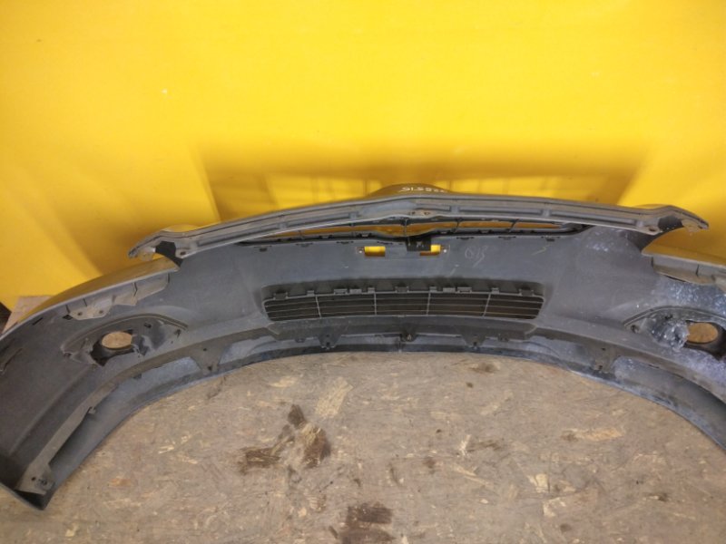 Бампер передний AVENSIS 03-08 Бампер передний AVENSIS 03-08