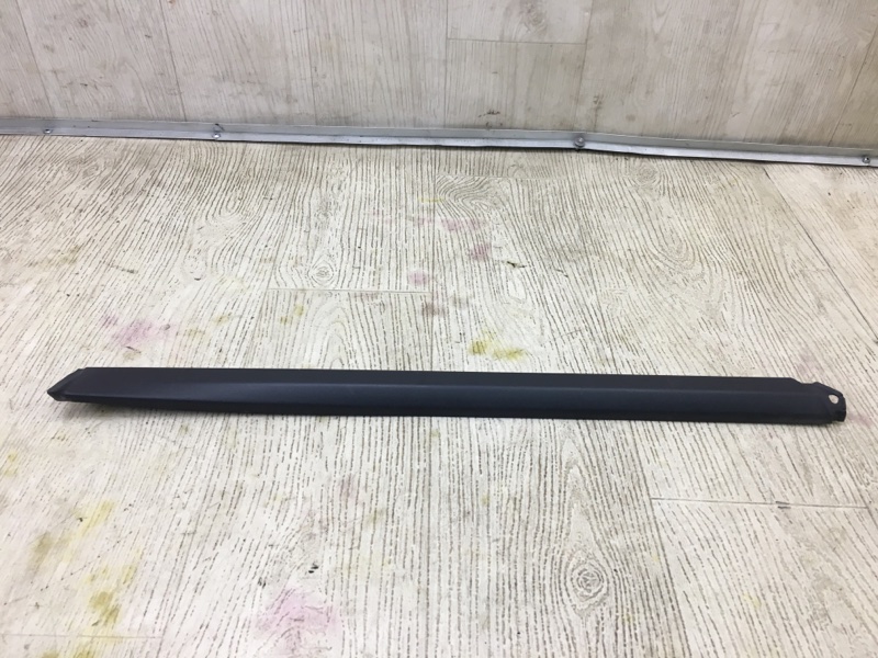 Накладка порога внутрення задняя левая CAYENNE 10-18 2011 4.8L Накладка порога внутрення задняя левая CAYENNE 10-18 2011 4.8L