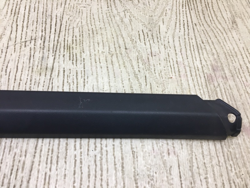 Накладка порога внутрення задняя левая CAYENNE 10-18 2011 4.8L Накладка порога внутрення задняя левая CAYENNE 10-18 2011 4.8L