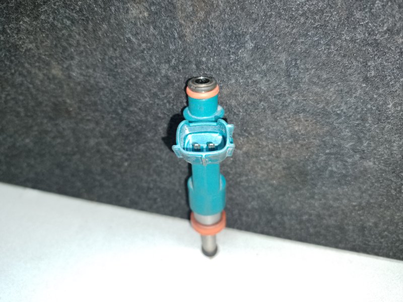 Форсунка топливная PRIUS - 30 09-17 2010 ZVW30 Форсунка топливная PRIUS - 30 09-17 2010 ZVW30