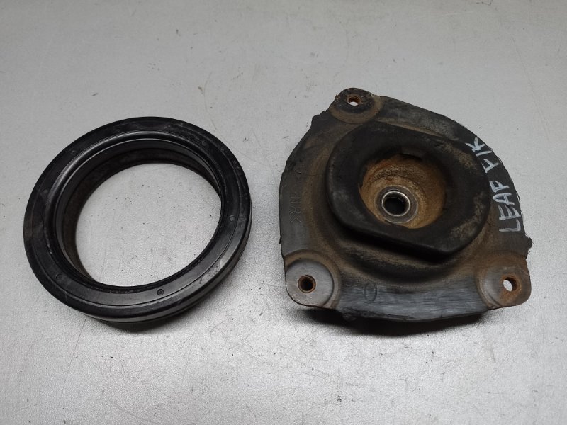 Опора амортизатора передняя правая NISSAN LEAF 10-17 54320-1KA0B Б/У