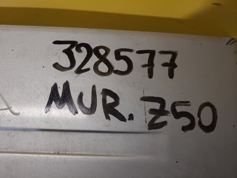 Крышка багажника MURANO Z50 02-07