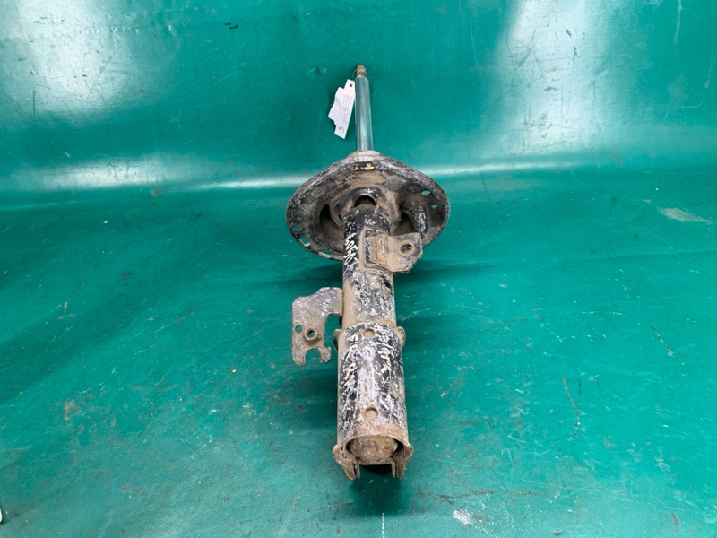 Амортизатор передний правый SOLARA 03-09