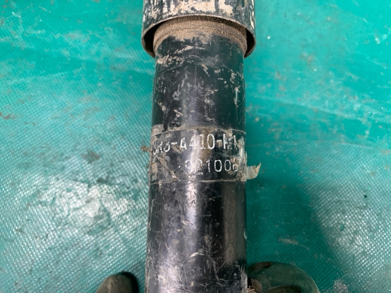 Амортизатор передний правый CIVIC EG 91-95