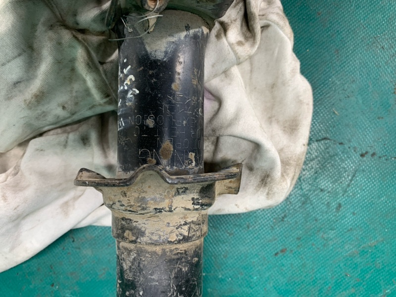 Амортизатор передний правый CIVIC EG 91-95