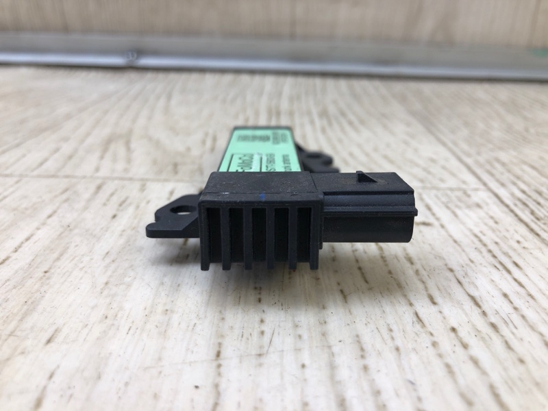 Антенна FORD ESCAPE 19 -