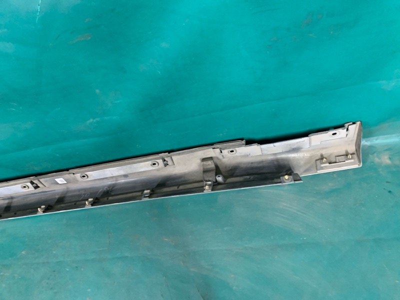Накладка порога наружная правая GS350 GS300 05-11