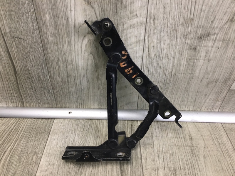 Петля крышки багажника правая MITSUBISHI GALANT 03-12 2010 Седан 2.4 4G69 5923A012 Б/У