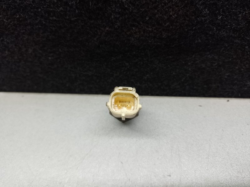 Датчик температуры охлаждающей жидкости LS460 06-12 2007 XF40 4.6 1UR-FSE