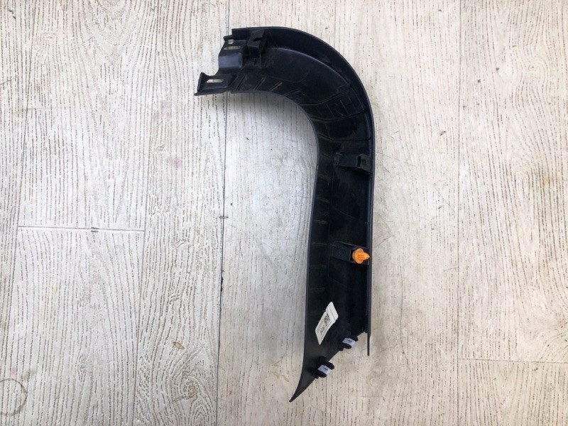 Обшивка крышки багажника правая FORD ESCAPE 19 -