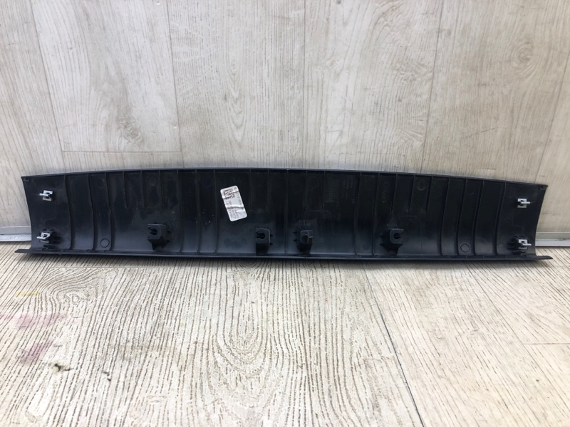 Обшивка крышки багажника ESCAPE 19 -