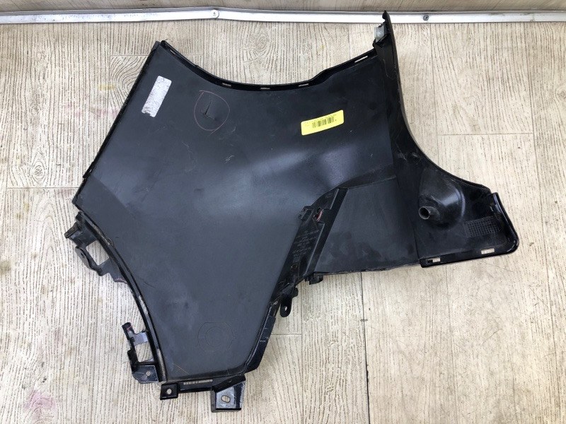 Клык бампера задний правый ESCAPE 19 -