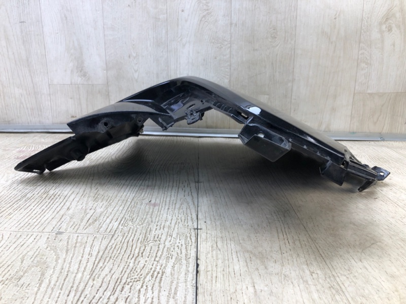 Клык бампера задний правый ESCAPE 19 -