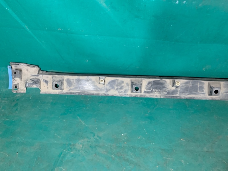 Накладка порога наружная правая GRAND VITARA 05-15 Накладка порога наружная правая GRAND VITARA 05-15