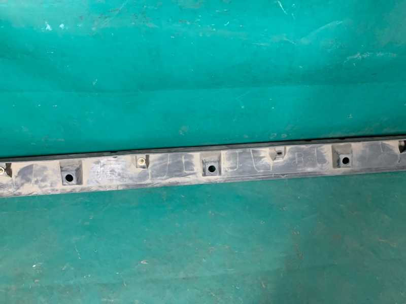 Накладка порога наружная правая GRAND VITARA 05-15 Накладка порога наружная правая GRAND VITARA 05-15