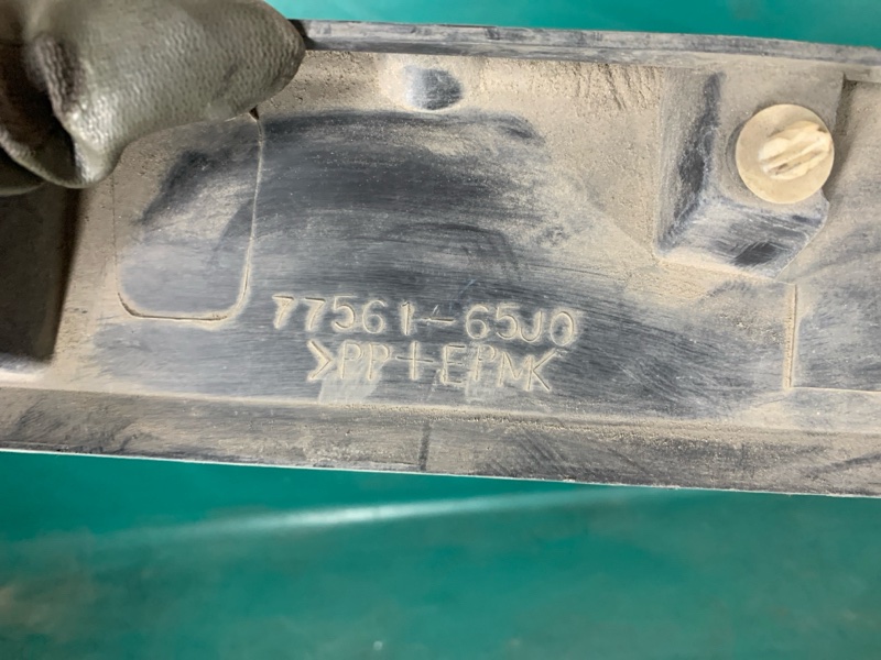 Накладка порога наружная правая GRAND VITARA 05-15 Накладка порога наружная правая GRAND VITARA 05-15