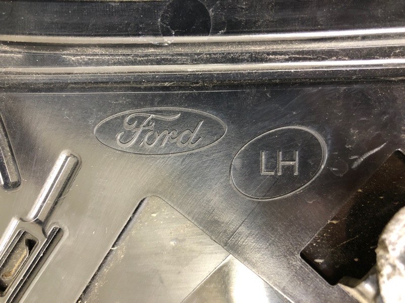 Спойлер крышки багажника ESCAPE 19 -